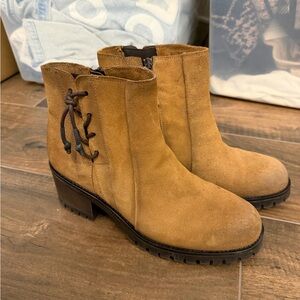 Miz mooz Tan Suede Ankle Boots